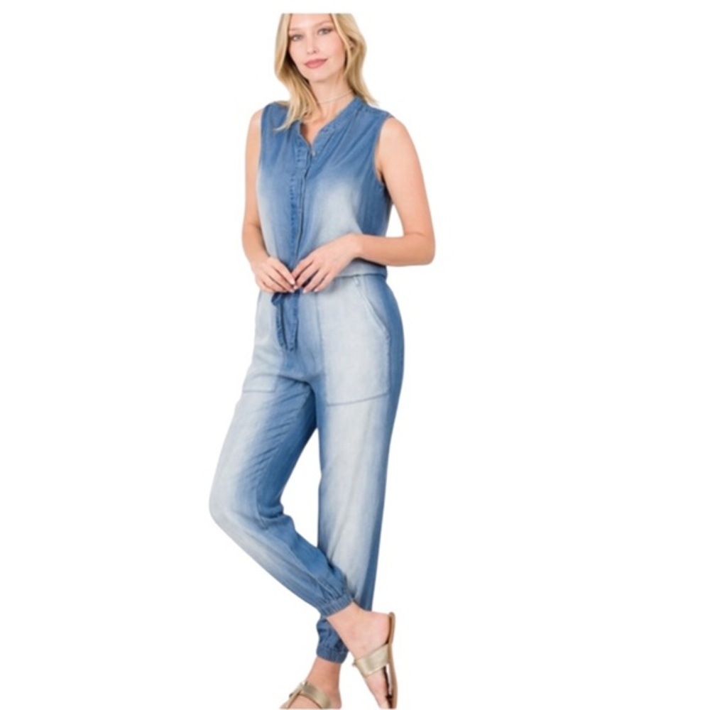 Zenana Women’s Chambray Sleeveless Jumpsuit Large